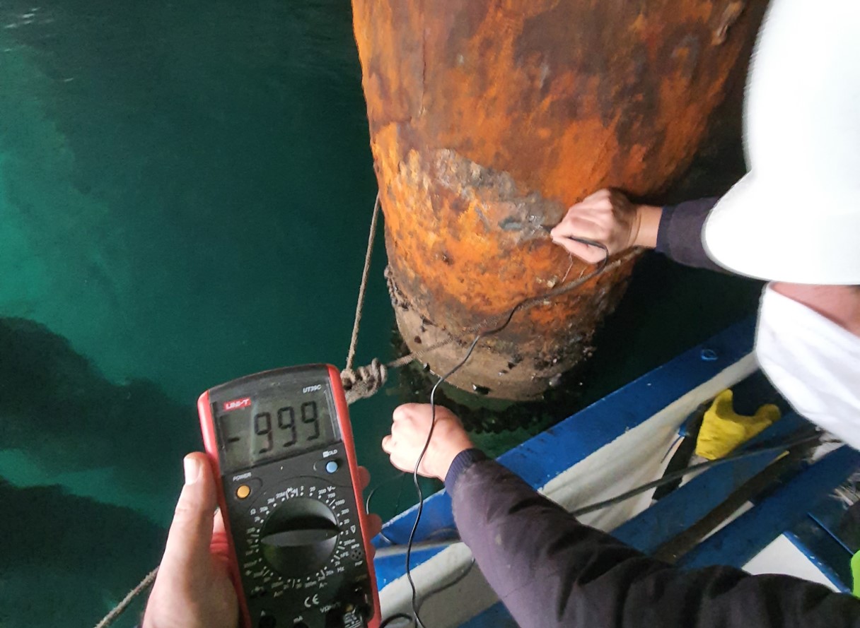 Corrosion Asessment of Pilings on Piers